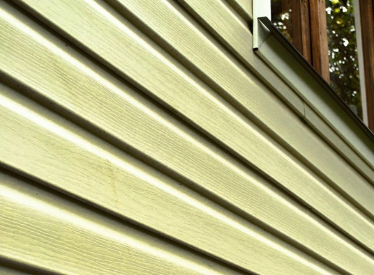 3 Reasons James Hardie Siding Beats Engineered Wood