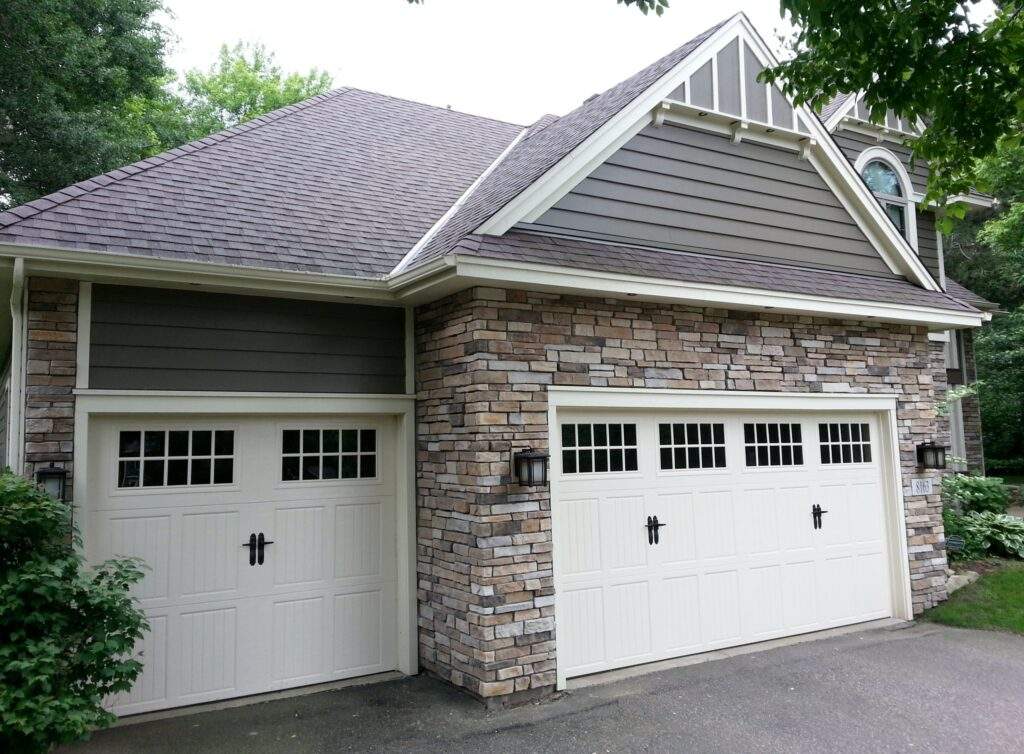 Twin Cities Siding and Roofing Named To Qualified Remodeler’s “top 100” List